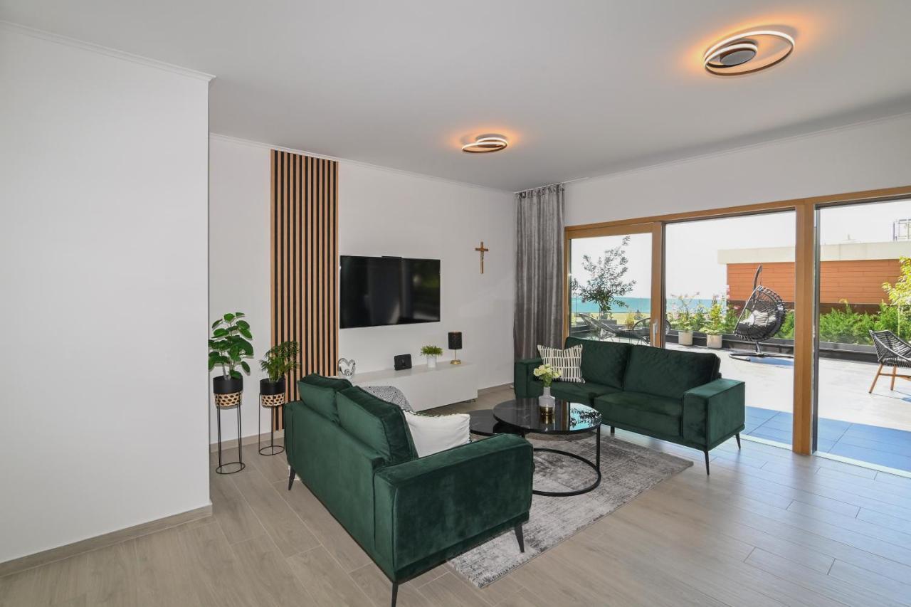 Sea View Deluxe Apartment Rijeka Exterior photo