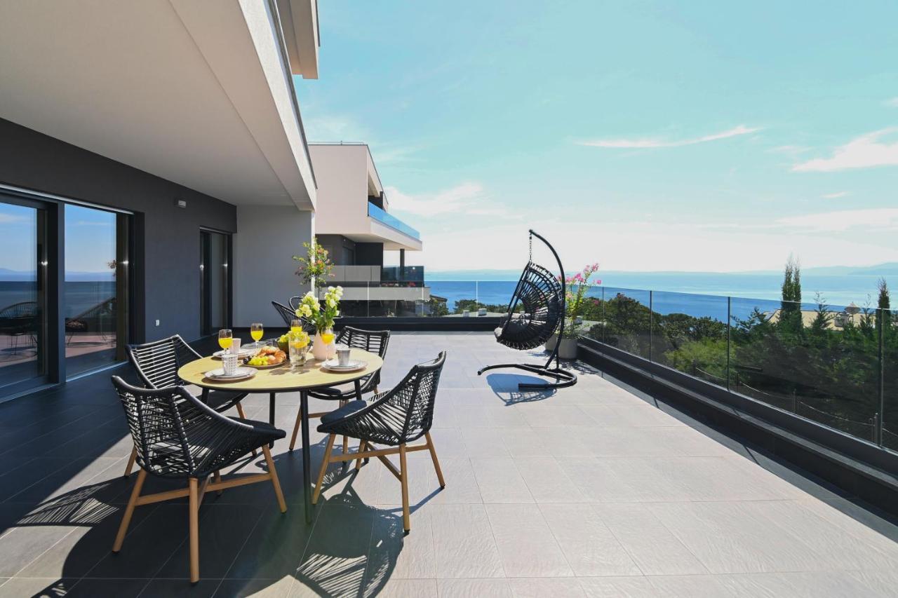 Sea View Deluxe Apartment Rijeka Exterior photo