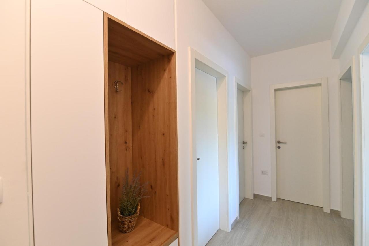 Sea View Deluxe Apartment Rijeka Exterior photo