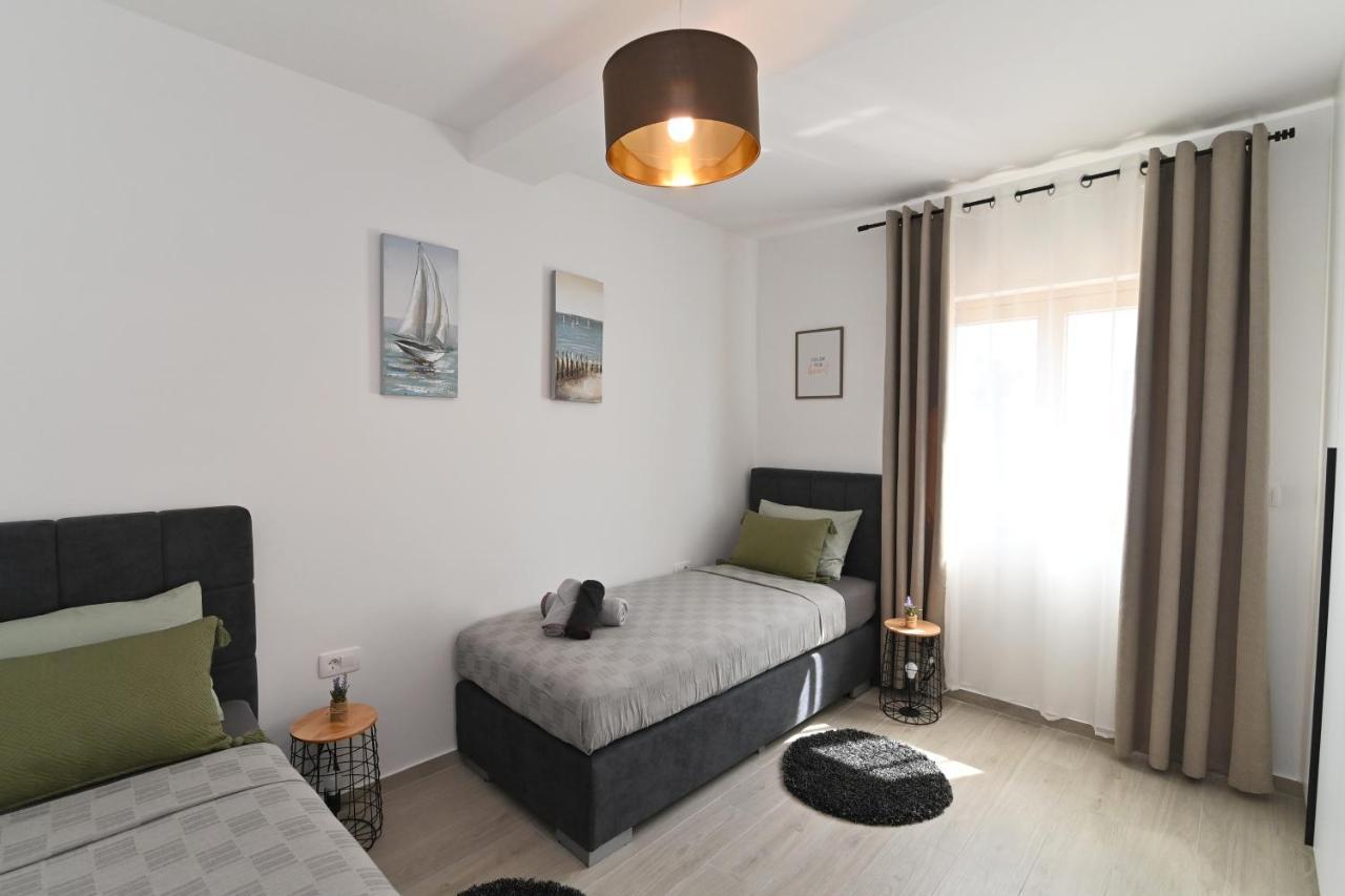 Sea View Deluxe Apartment Rijeka Exterior photo